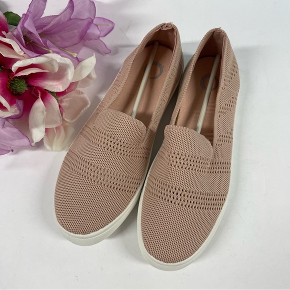 💗SALE! MEIKA SLIP ON SNEAKERS - Picture 3 of 12